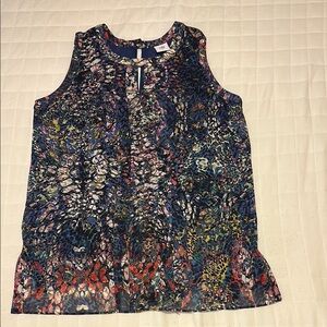 Black Sleeveless Graphic Relaxed Blouse